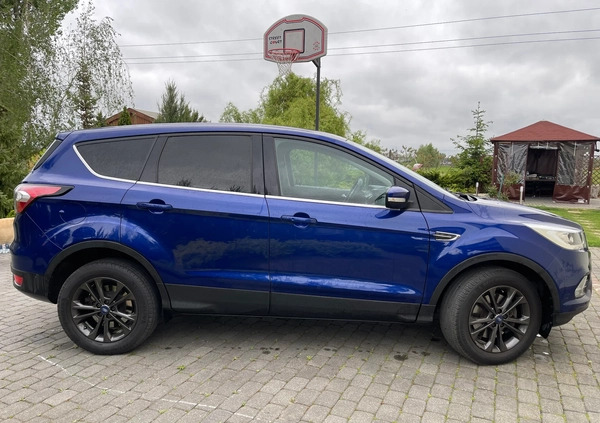 Ford Kuga cena 68999 przebieg: 137000, rok produkcji 2017 z Gniezno małe 232